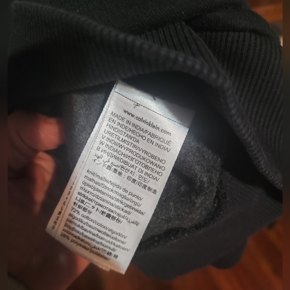 Calvin Klein 2 tone half zip pullover. Men's medium - Picture 3 of 4